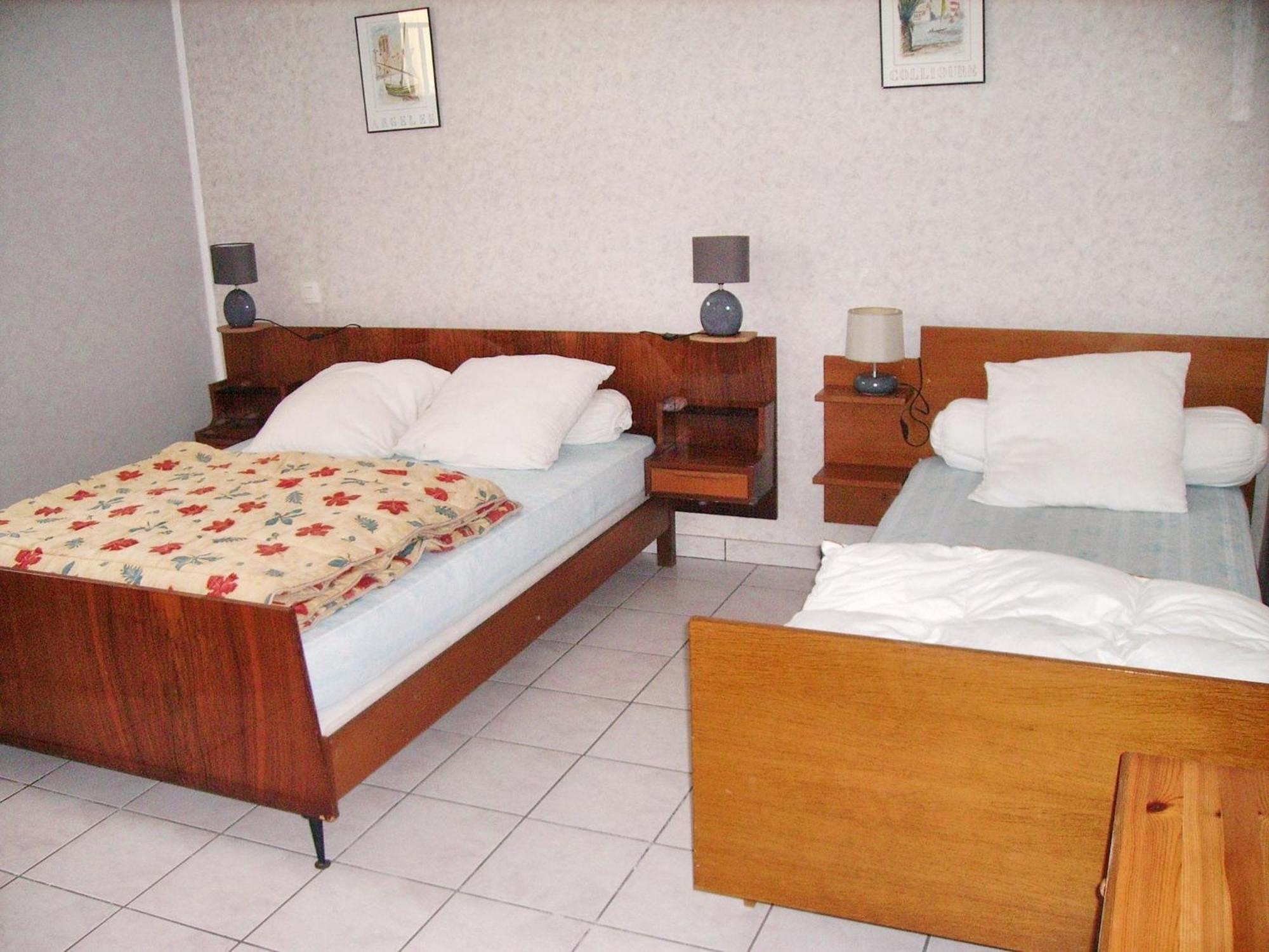 Appartement Charmant A Breuillet Avec Jardin Spacieux Екстериор снимка